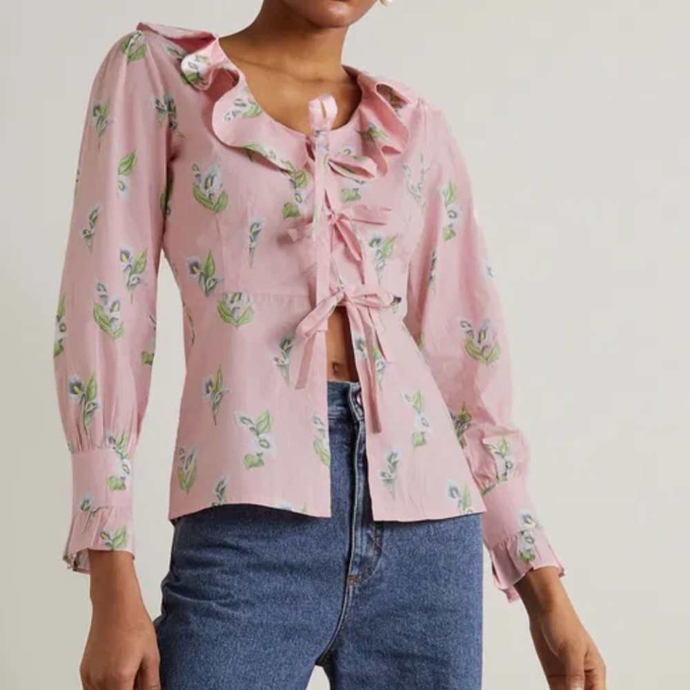 BATSHEVA NWOT
Nia Pink Floral Ruffle Tie-Front Blouse Size 2 US XS Cottagecore